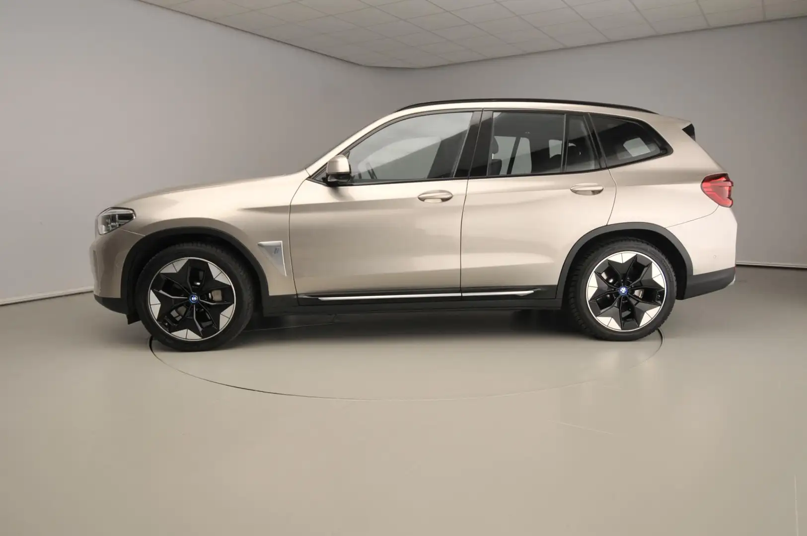 BMW iX3 High Executive 80 kWh | Head Up | Trekhaak | Harma Gris - 2