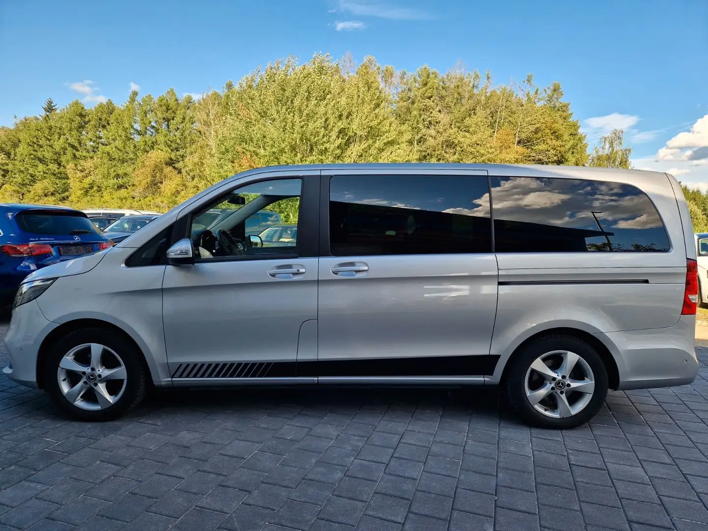 Mercedes-Benz V 220 V -Klasse V 220 d lang Silber - 1