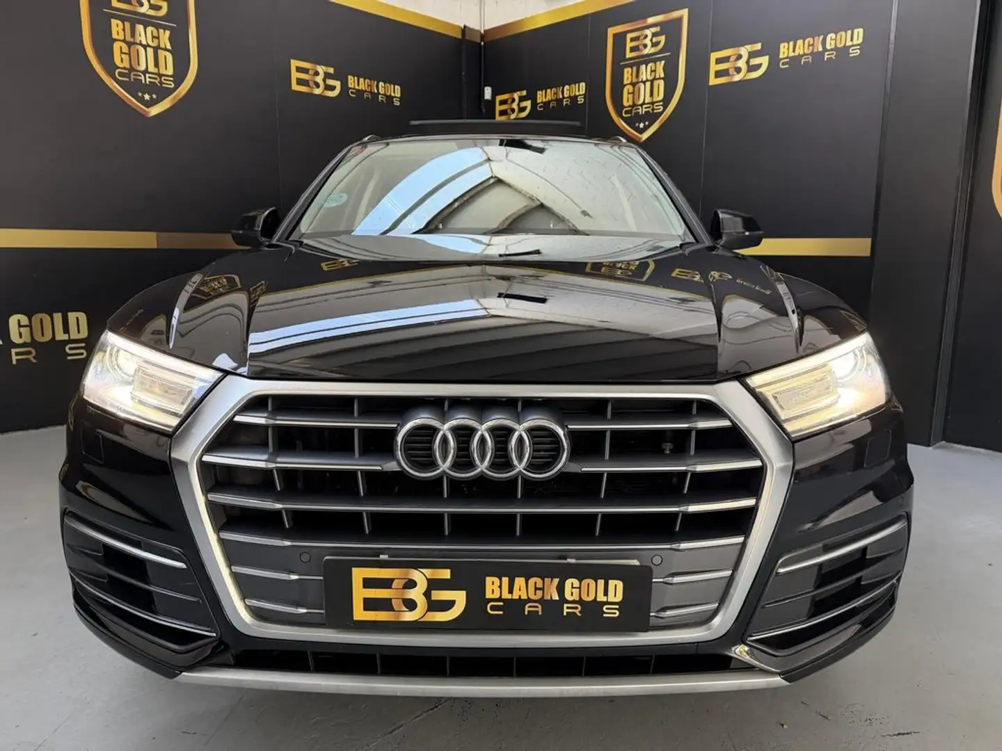 Audi Q5 Design 2.0 TDI 110kW (150CV) Noir - 2