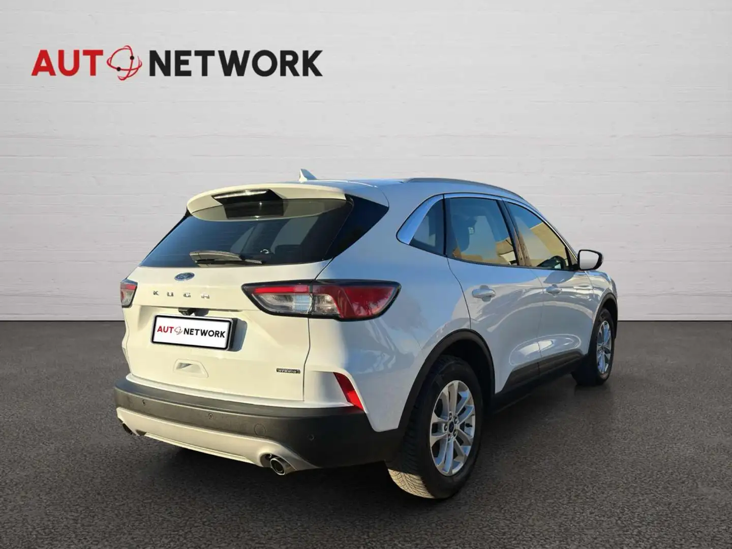 Ford Kuga 2.5 Plug In Hybrid 225 CV CVT 2WD Titanium Busines Blanc - 2
