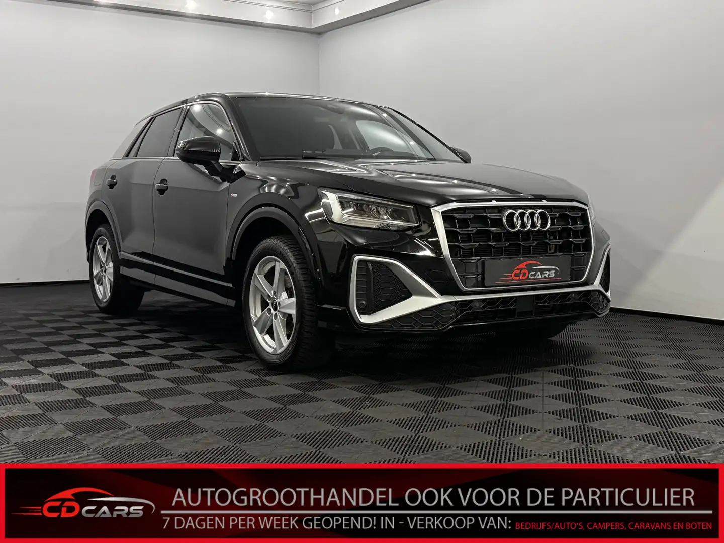 Audi Q2 35 TFSI S-line 150PK Airco, Navi, Parkeersensoren, Zwart - 1