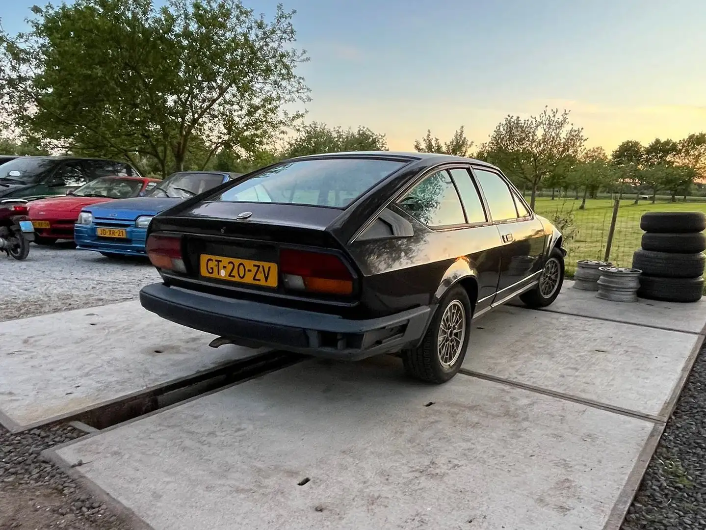 Alfa Romeo GTV 2.0 Сірий - 2
