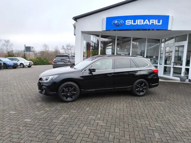 Subaru Outback 2.5i Lineartr. Sport X AHK/8 fach bereift