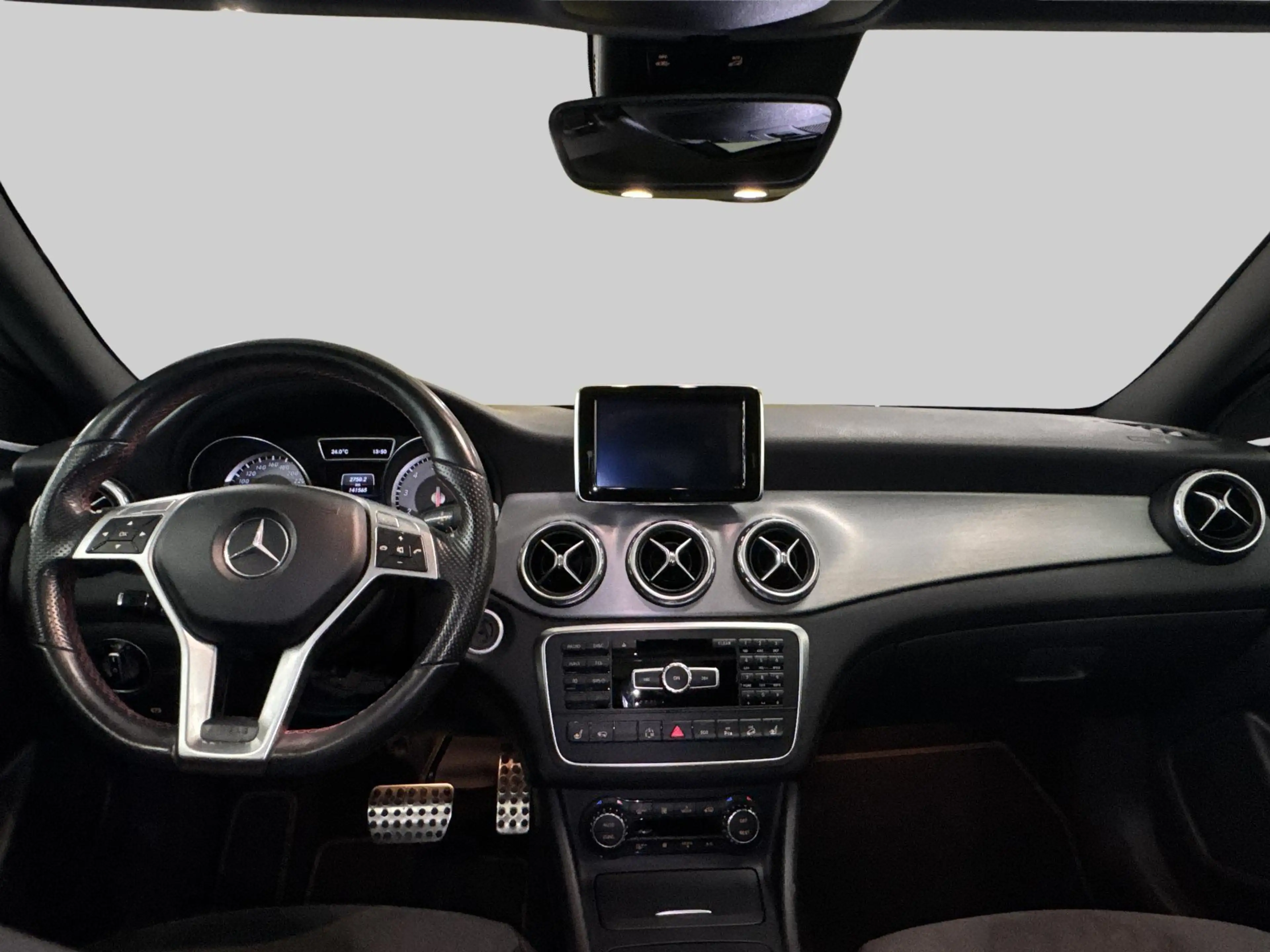 Mercedes-Benz GLA 250 4Matic Edition 1 | Achteruitrijcamera | Navigaties — photo 5