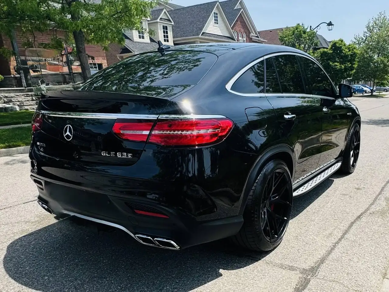 Mercedes-Benz GLE снимка Mercedes-Benz GLE