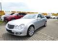 Mercedes-Benz E 230 Avantgarde Sportpaket 1.Hand top gepflegt Argintiu - thumbnail 2