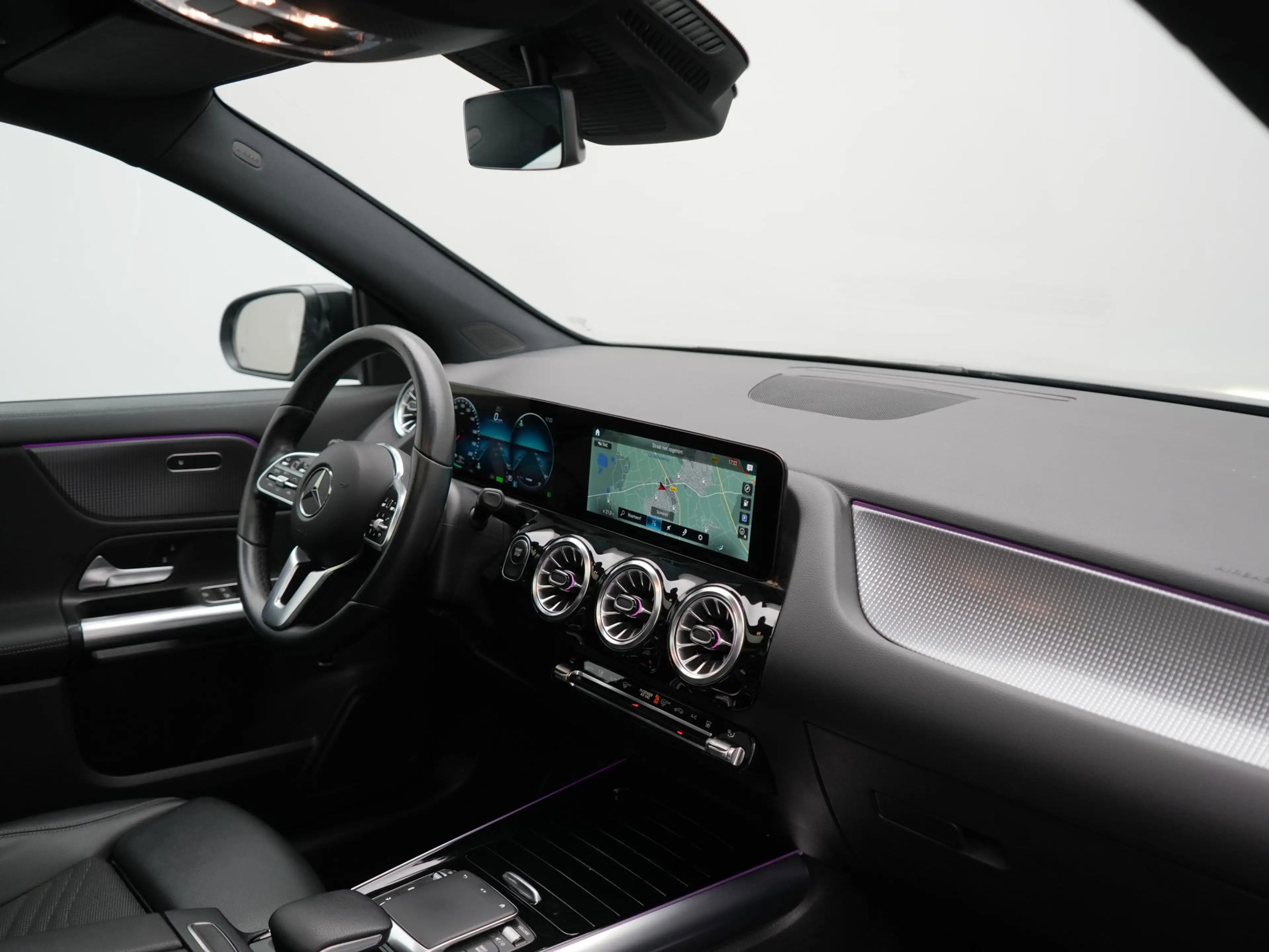 Mercedes-Benz EQA 250 Progressive 67 kWh 190pk Dealer O.H. | Panodak | A — photo 5