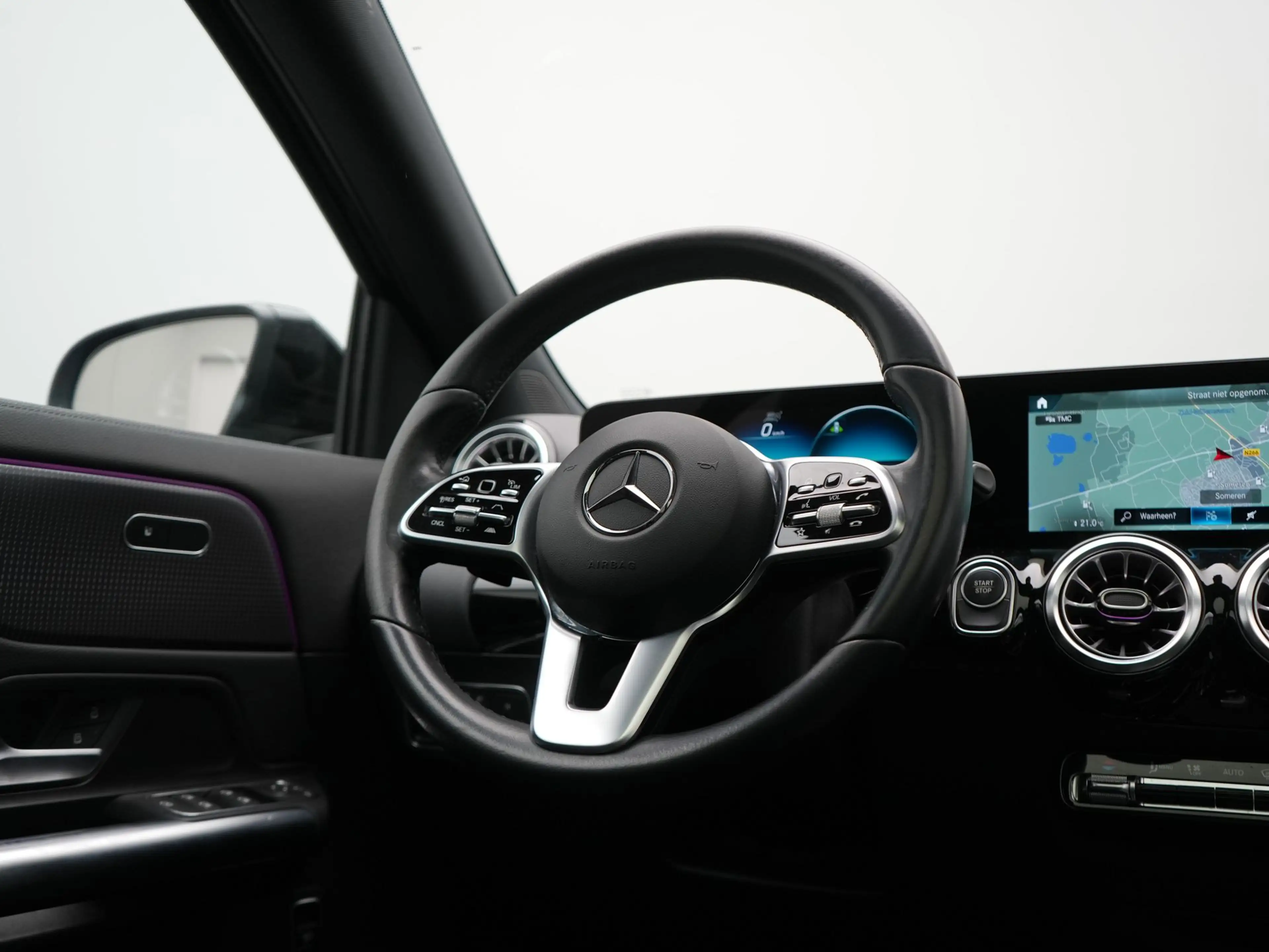 Mercedes-Benz EQA 250 Progressive 67 kWh 190pk Dealer O.H. | Panodak | A — photo 25