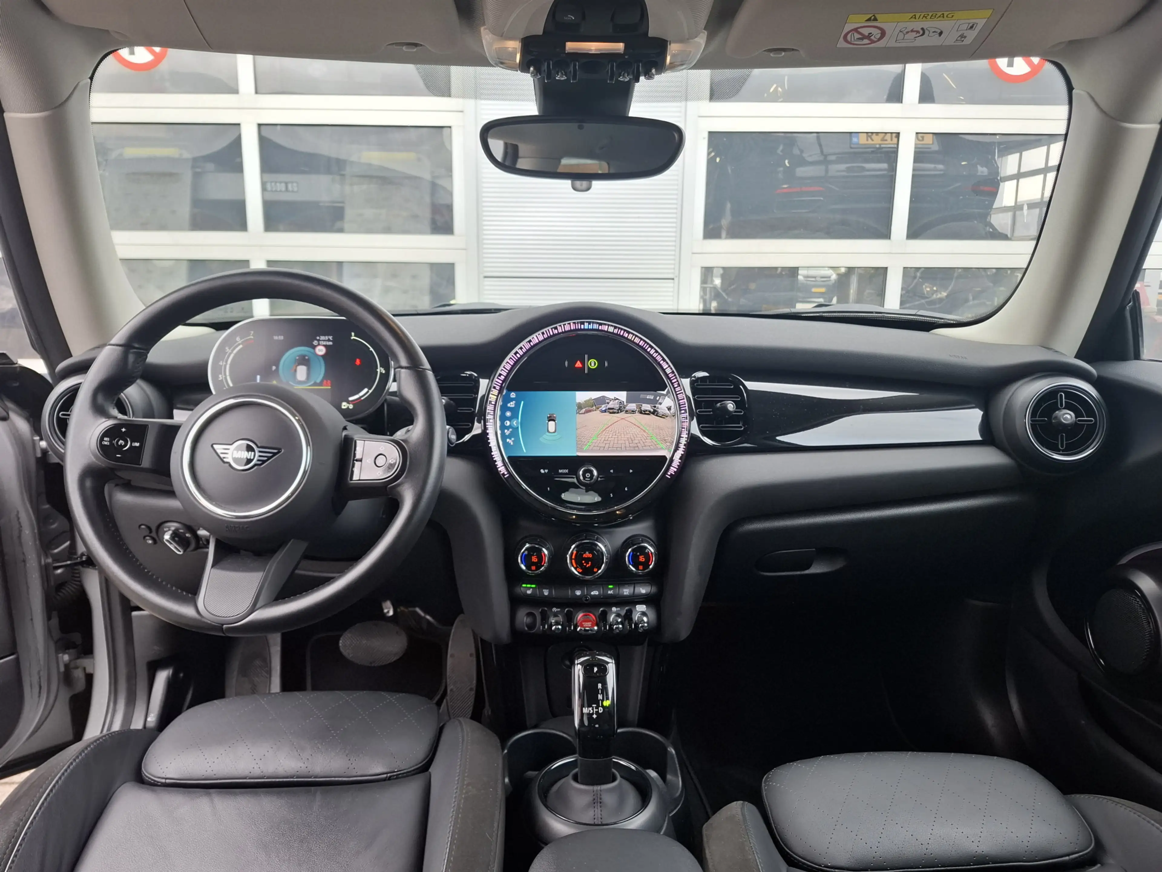 MINI John Cooper Works 3-Deurs 1.5 Cooper | Navigatie | LMV 18" | Voorsto — photo 4
