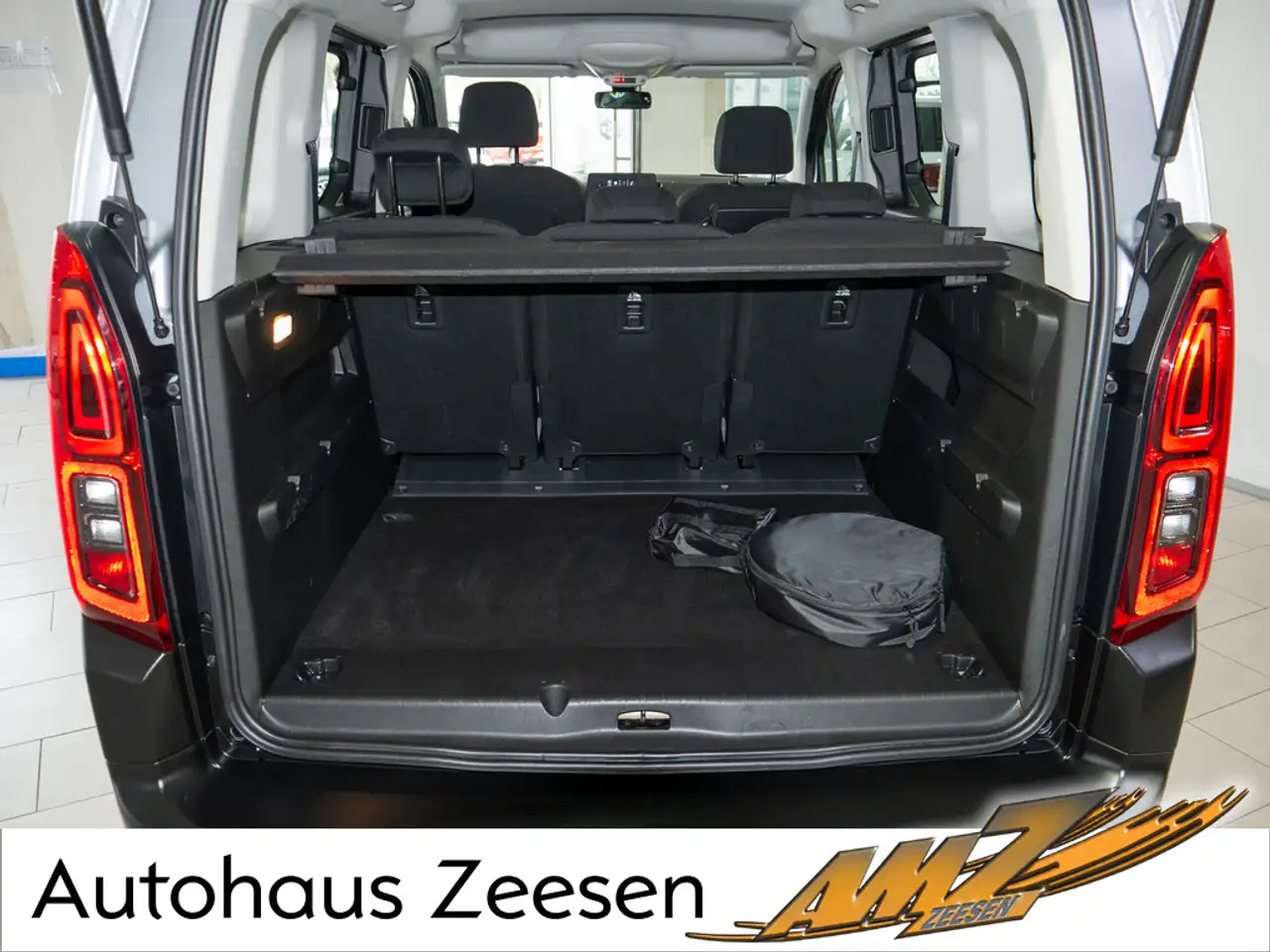 Citroen Berlingo ë- M 136 Feel KLIMA PDC 17