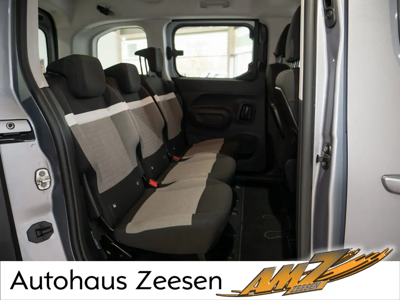 Citroen Berlingo ë- M 136 Feel KLIMA PDC 4