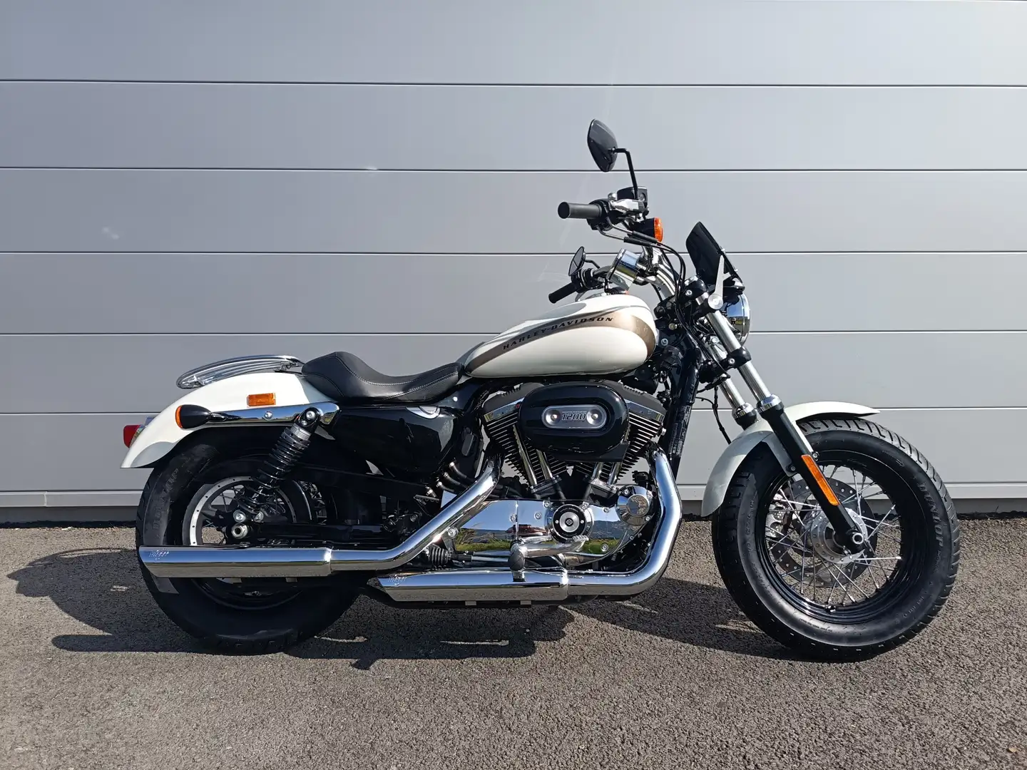 Harley-Davidson Sportster Weiß - 2