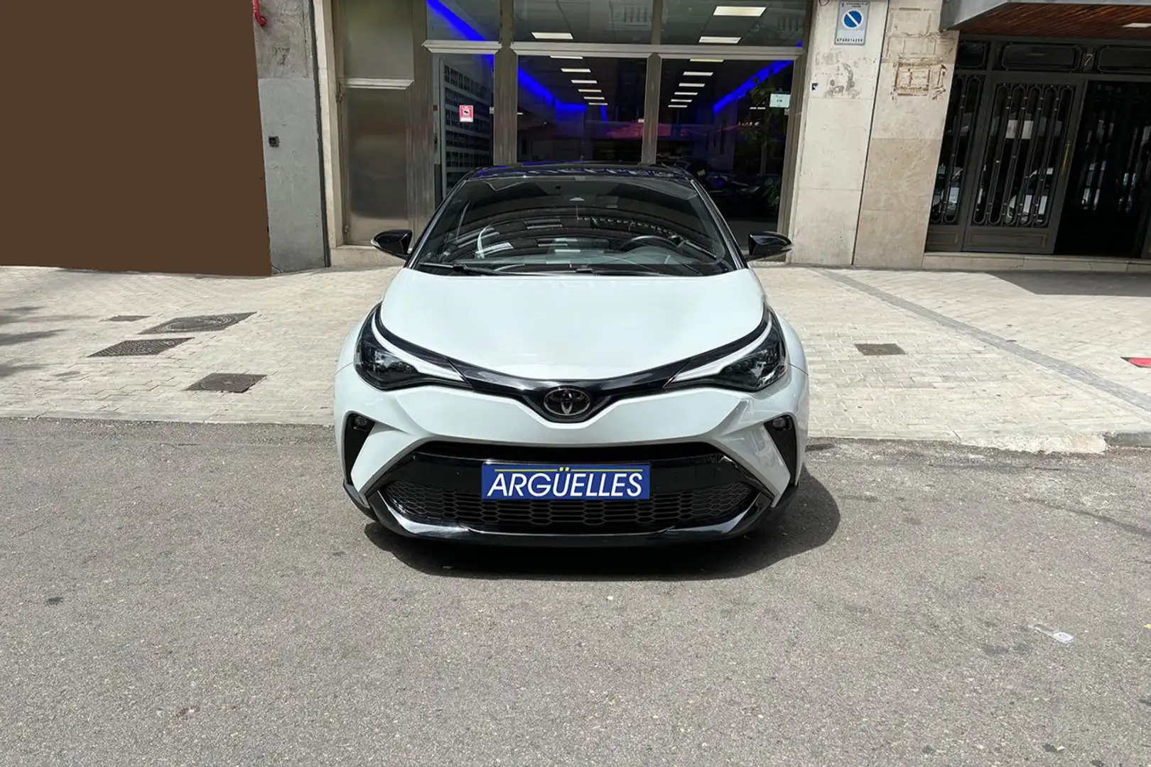 Toyota C-HR CHR 180H GR Sport 184cv Blanc - 2