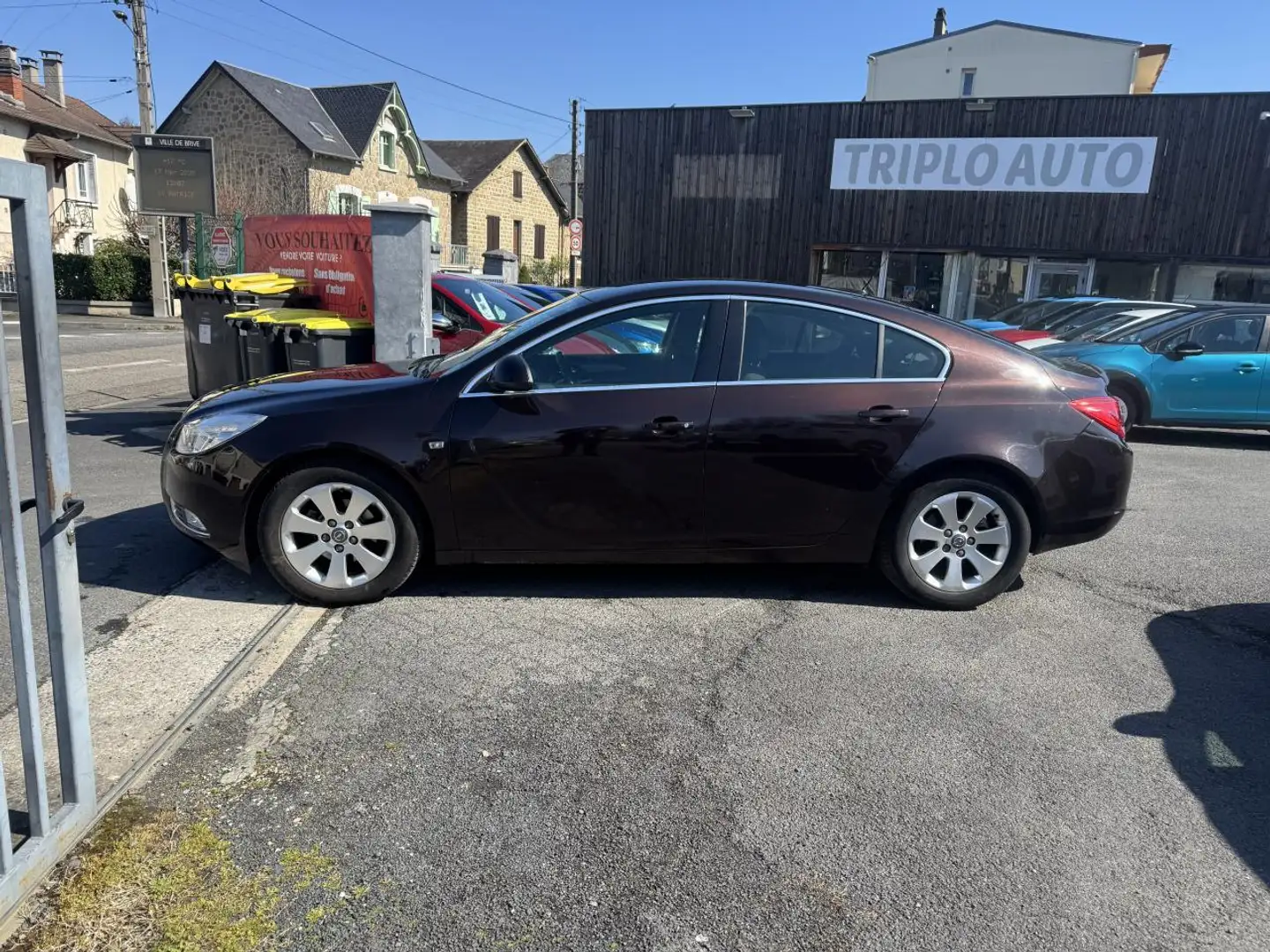 Opel Insignia 2.0 CDTI FAP EcoFlex - 130 Edition + Clim Rosso - 2