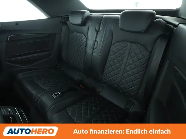 Audi S5 view 14