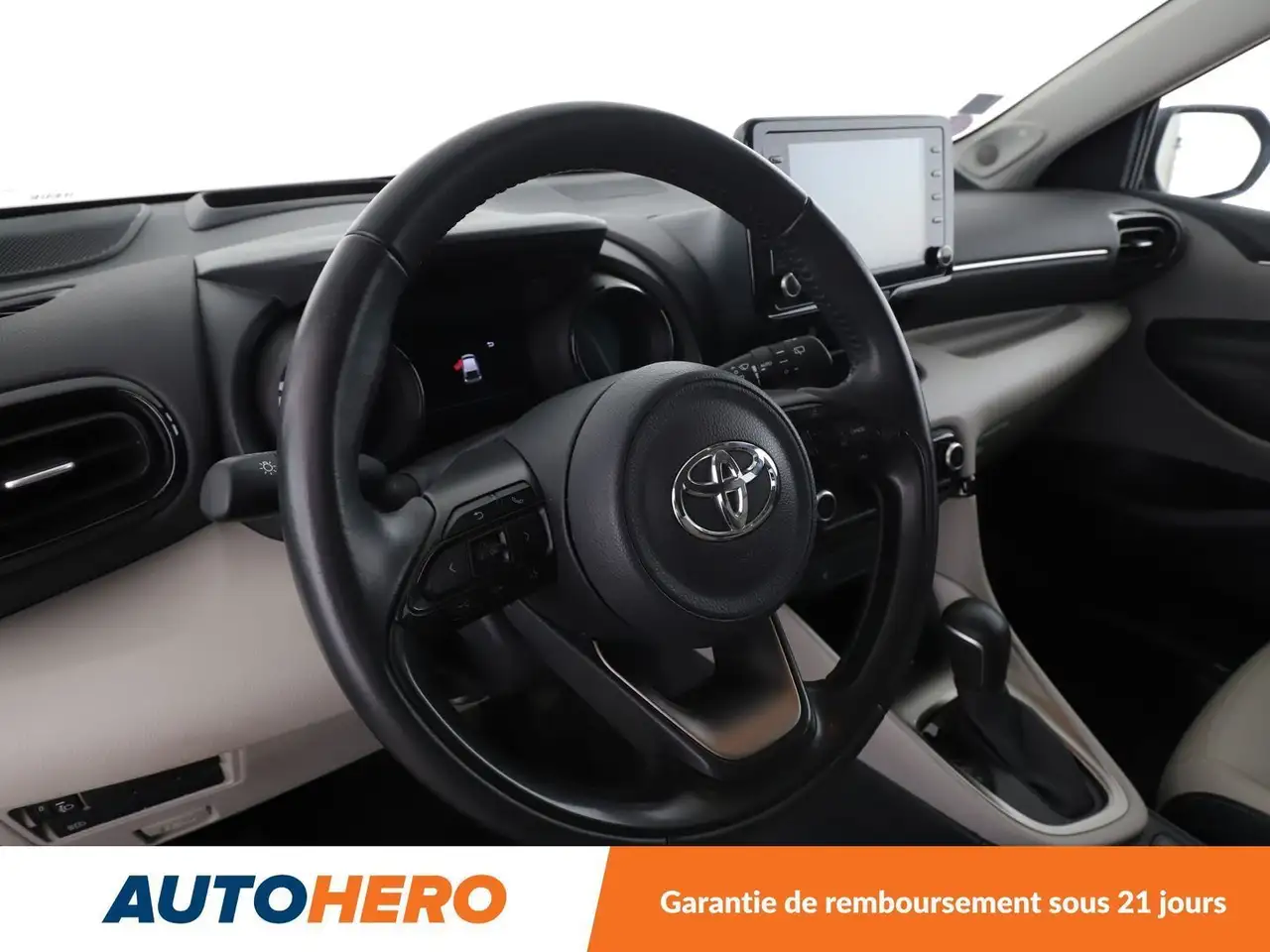 Toyota Yaris Yaris — photo 11