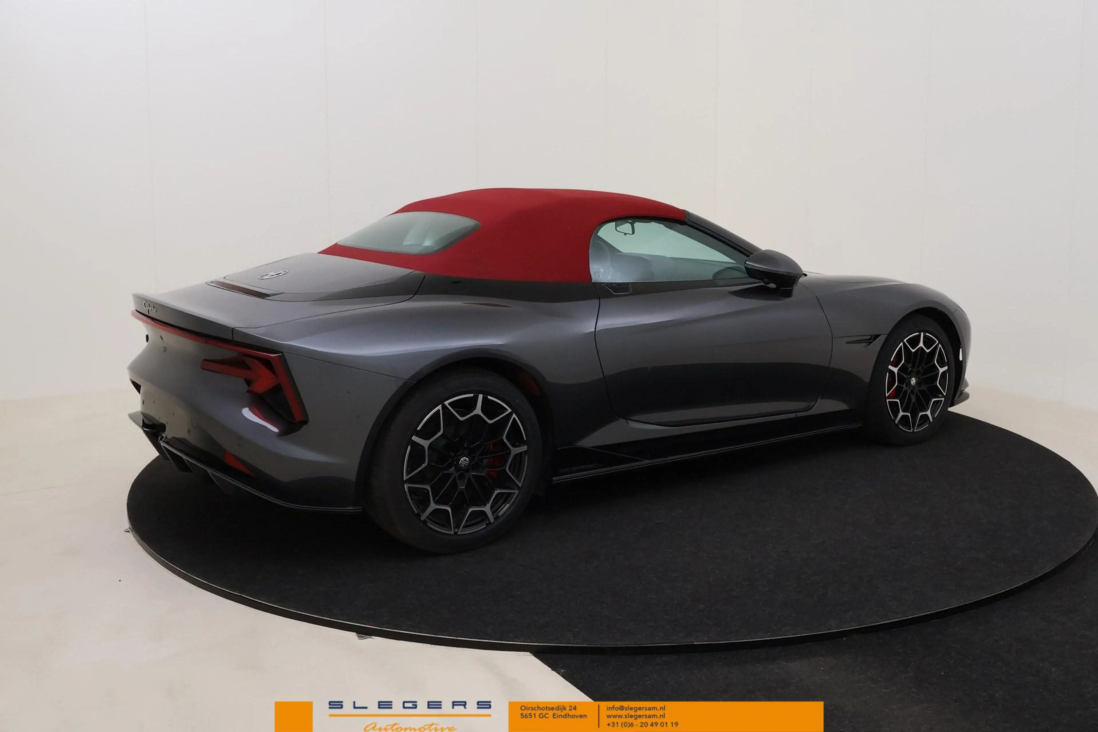 MG Cyberster Trophy Extended Range 77kWh — photo 5