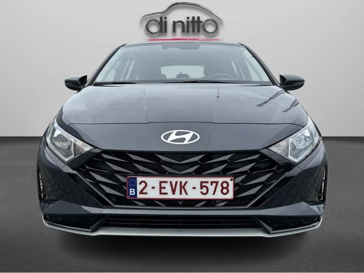 Hyundai i20 1.0 T-GDi Twist #1 998cc - 3L - 6PK/CV Grijs - 2