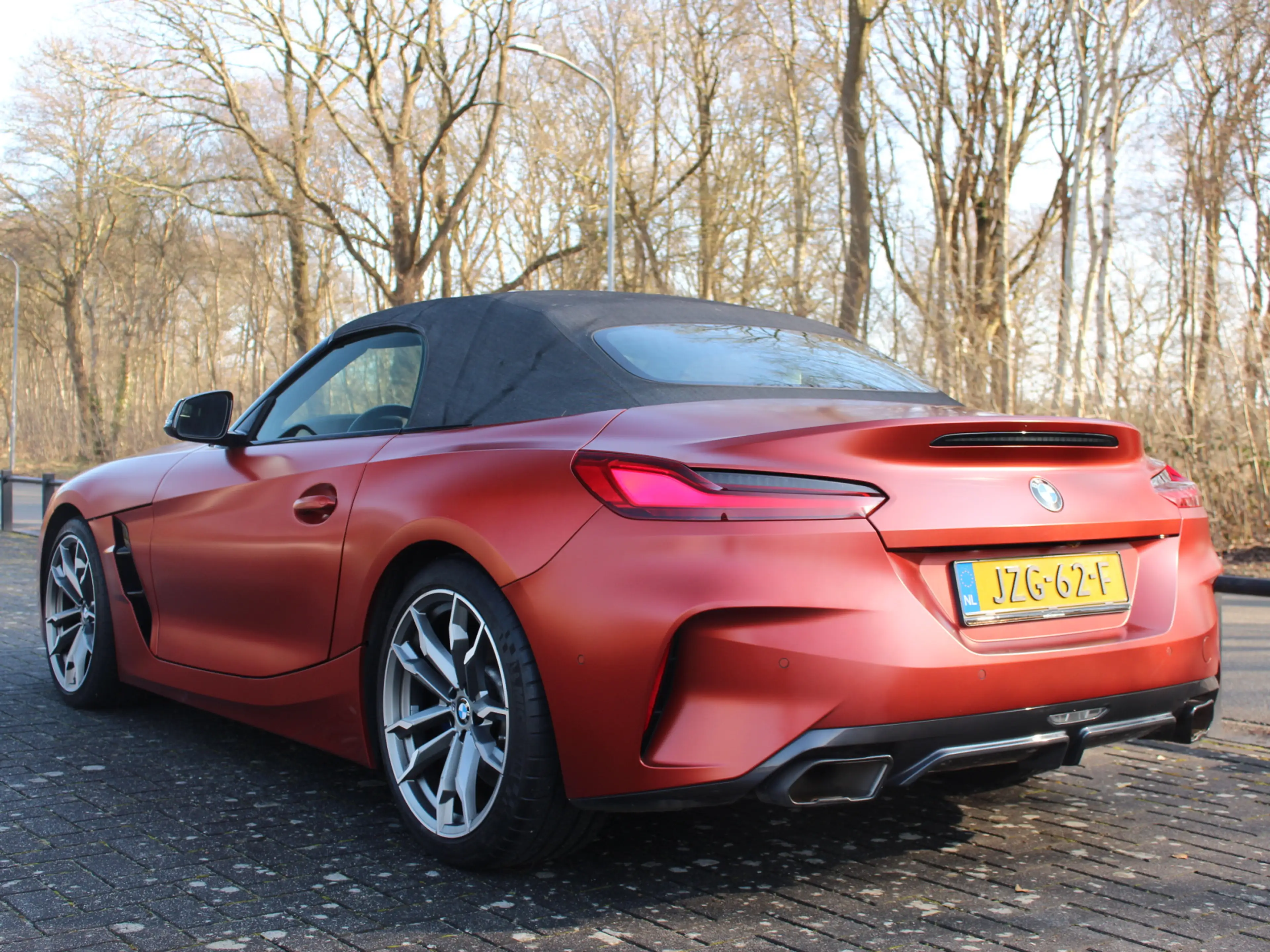BMW Z4 Roadster M40i First Edition Frozen Orange — photo 10