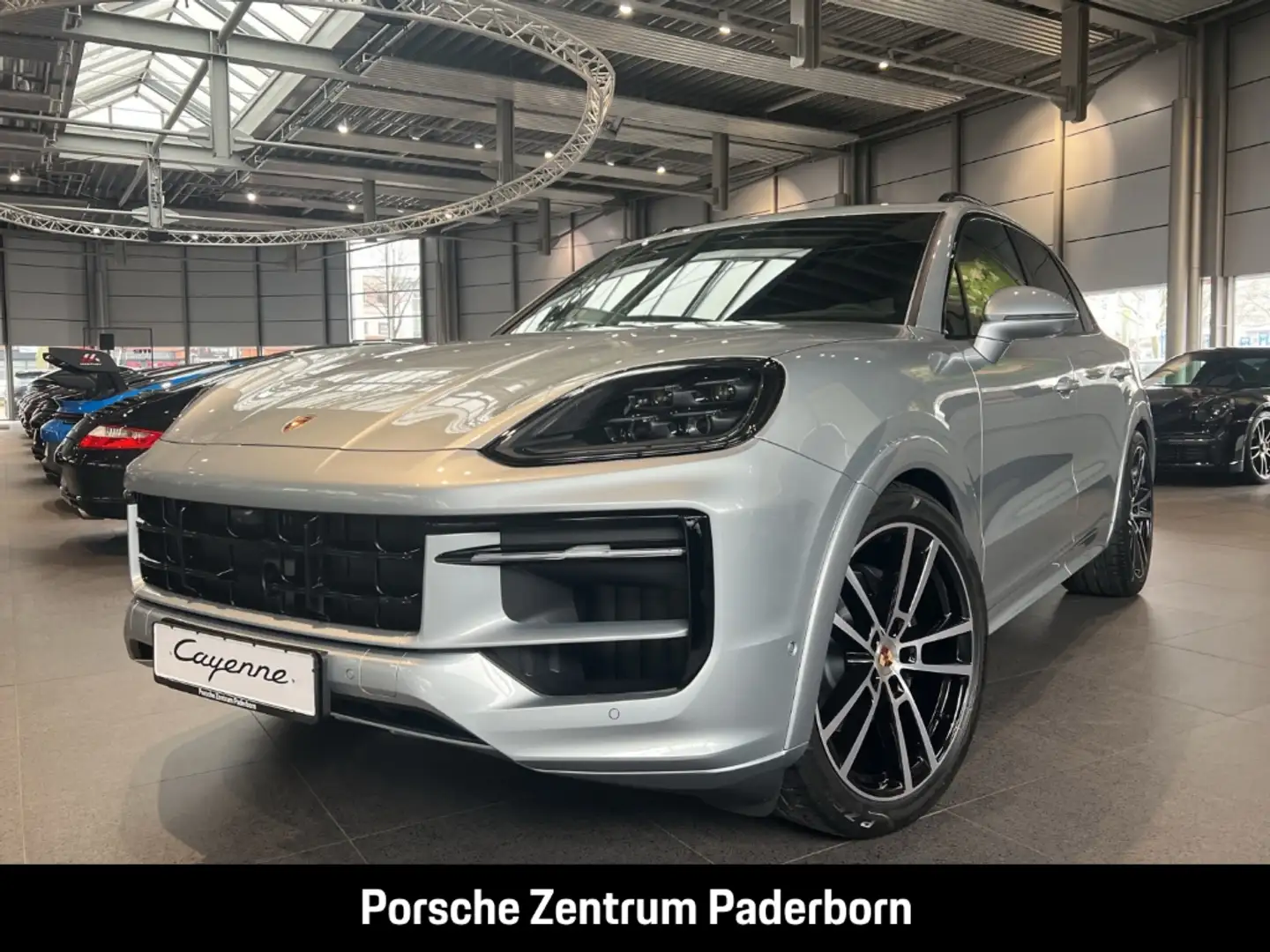 Porsche Cayenne Sportabgasanlage Panorama LED-Matrix Silber - 1