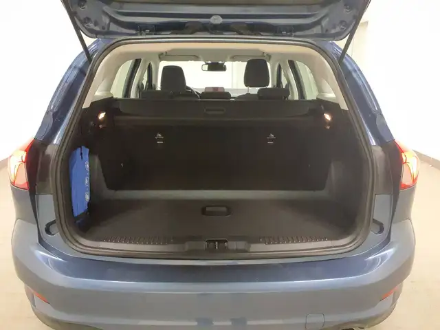 Ford Focus view 16