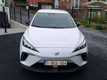MG4 64 kWh Luxury