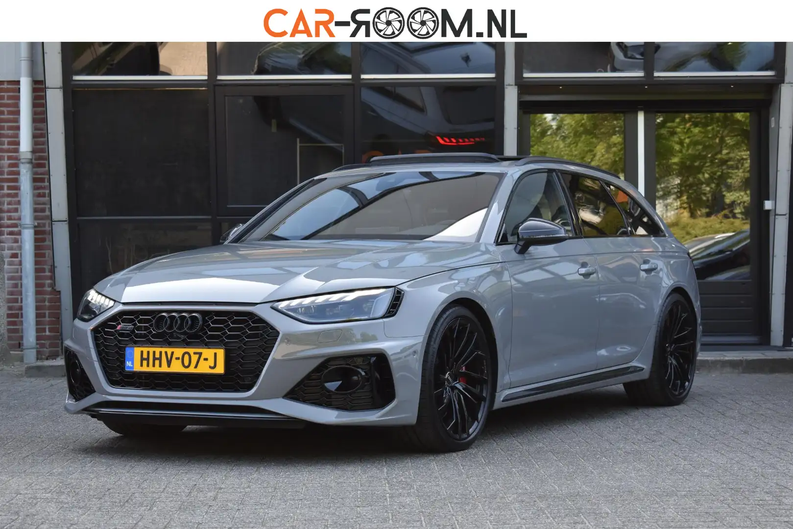 Audi RS4 A4 Avant 2.9 TFSI quattro competition Pano 360Came Šedá - 1