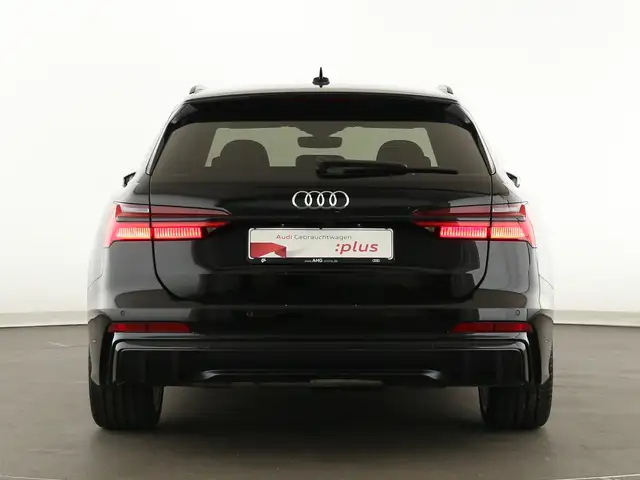 Audi S6 view 6