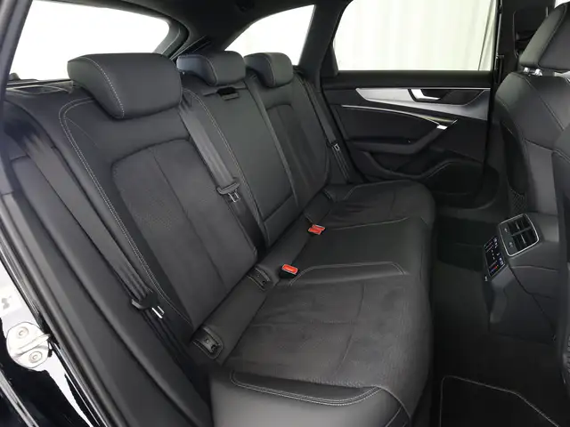 Audi S6 view 15