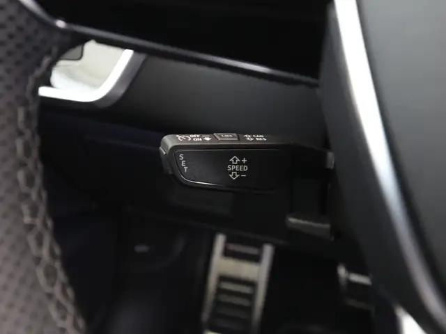 Audi S6 view 14