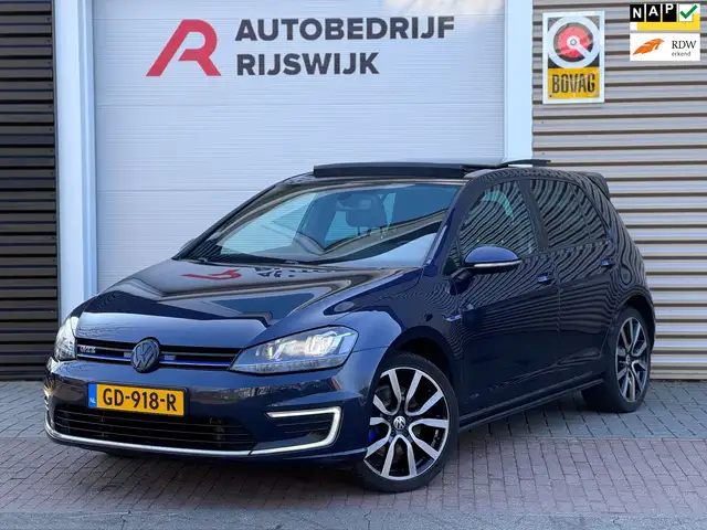 Volkswagen Golf GTE 1.4 TSI Pano/Leer/Camera