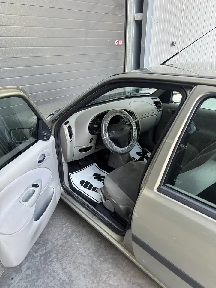 Ford Fiesta 1.3i Classic, foto 7