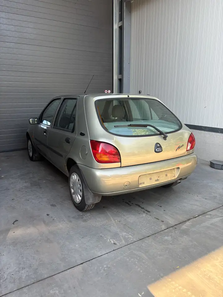 Ford Fiesta 1.3i Classic, foto 4