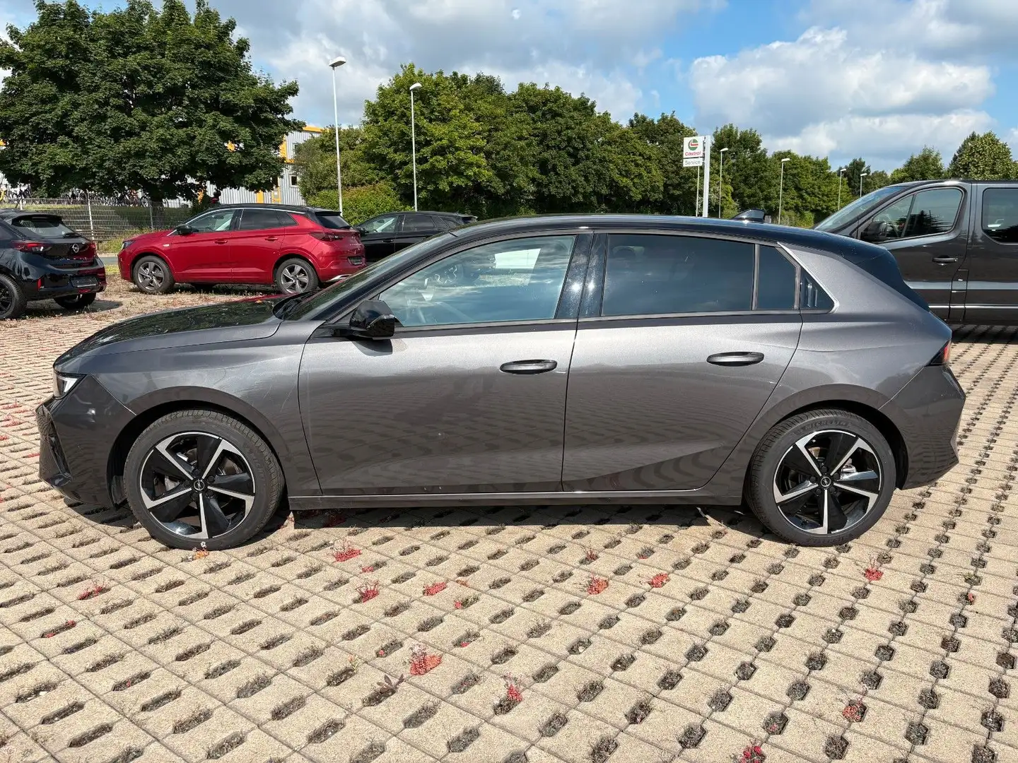 Opel Astra L Lim. 5-trg. GS Line LED/DAB/SHZ/NAVI Grau - 2