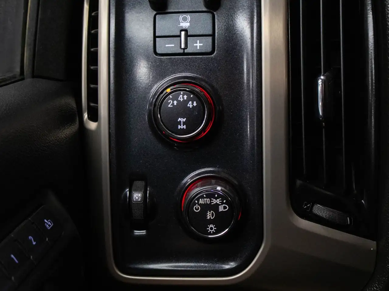 GMC Sierra 2500HD снимка GMC Sierra 2500HD