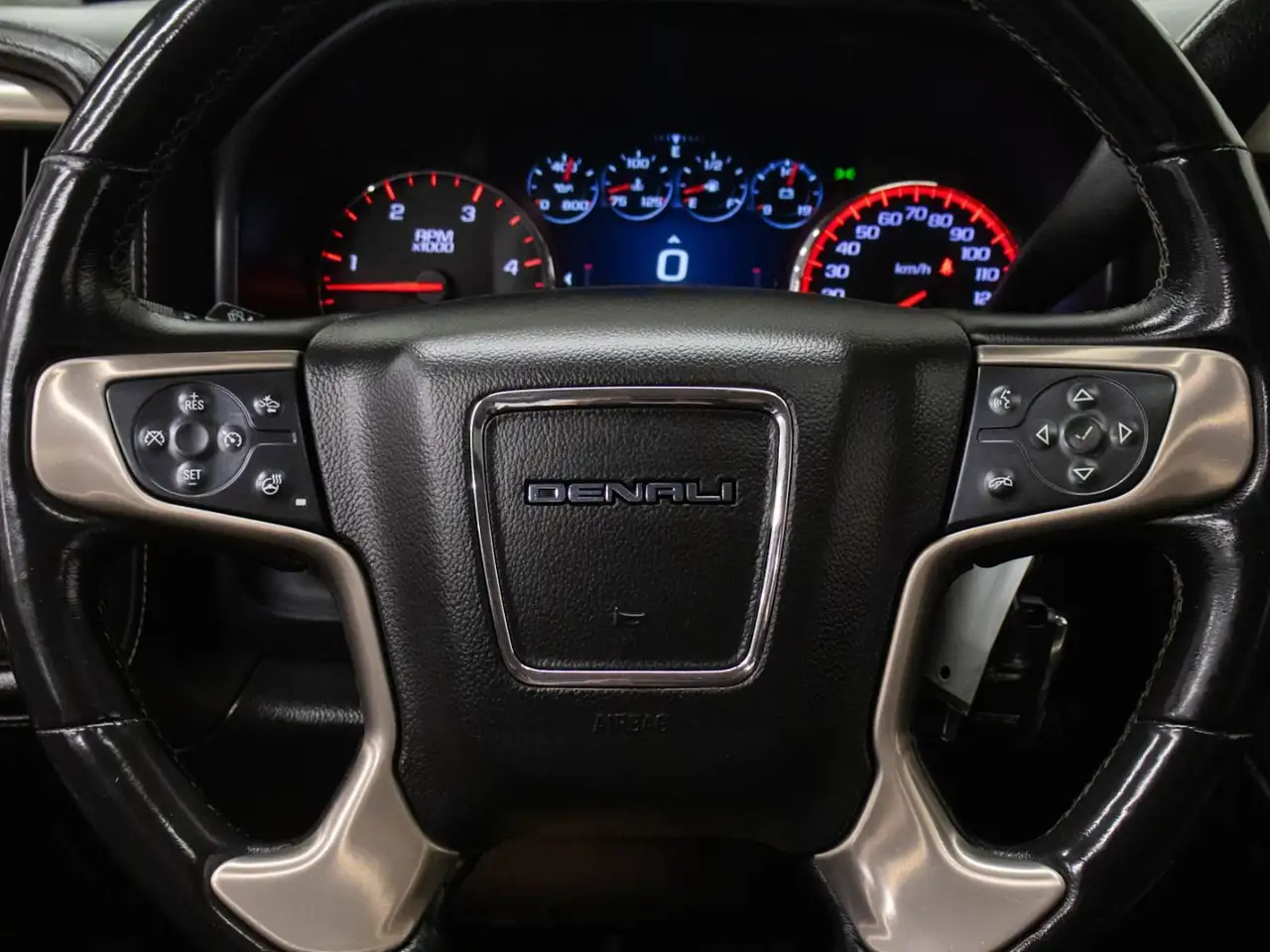 GMC Sierra 2500HD снимка GMC Sierra 2500HD