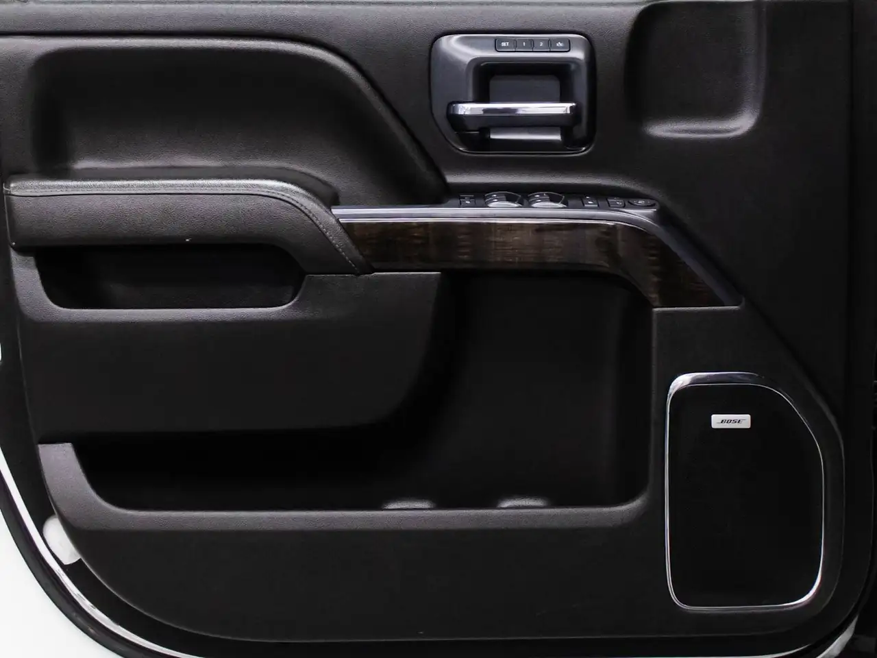 GMC Sierra 2500HD снимка GMC Sierra 2500HD