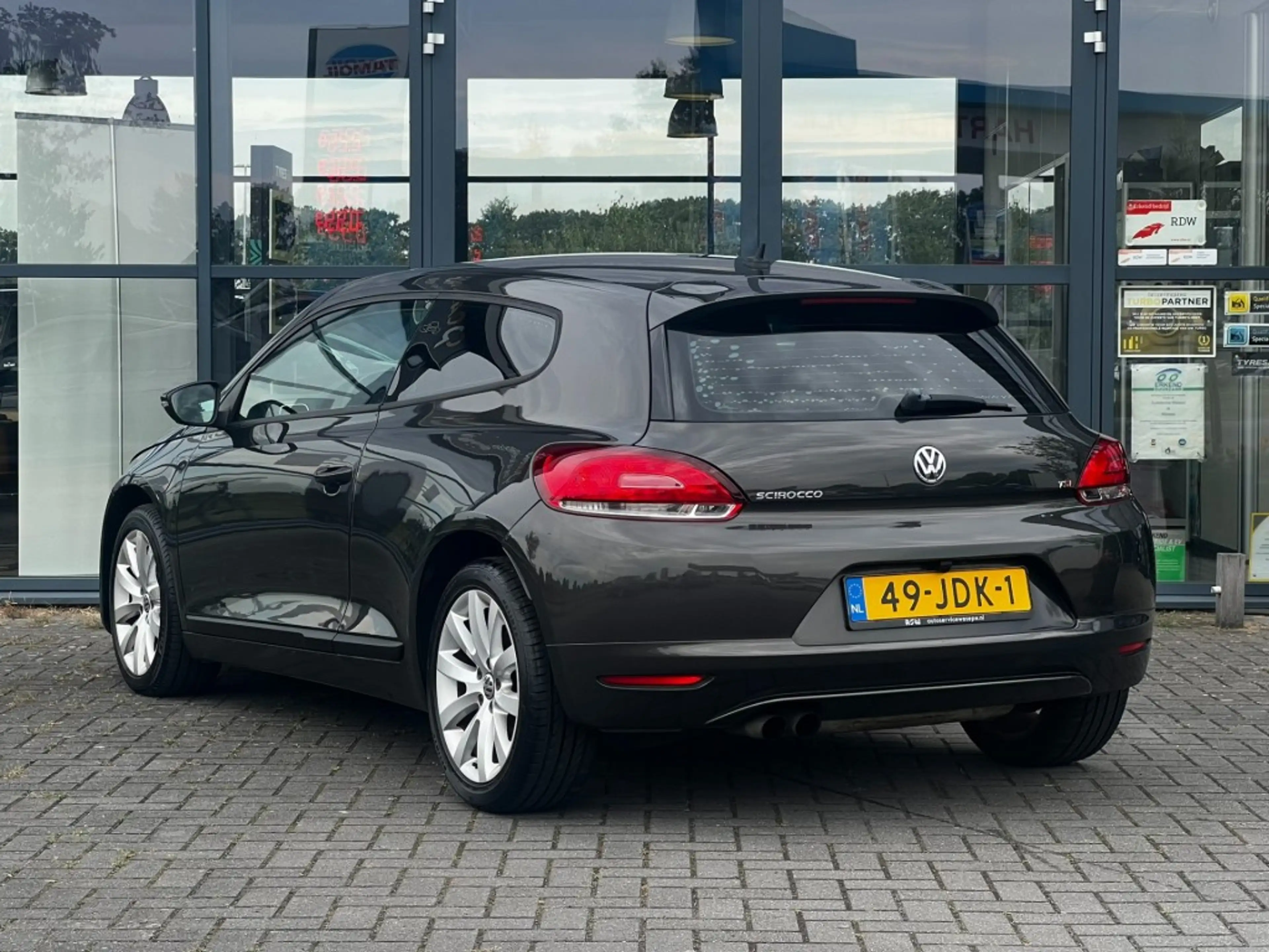 Volkswagen Scirocco 1.4 TSI — photo 3