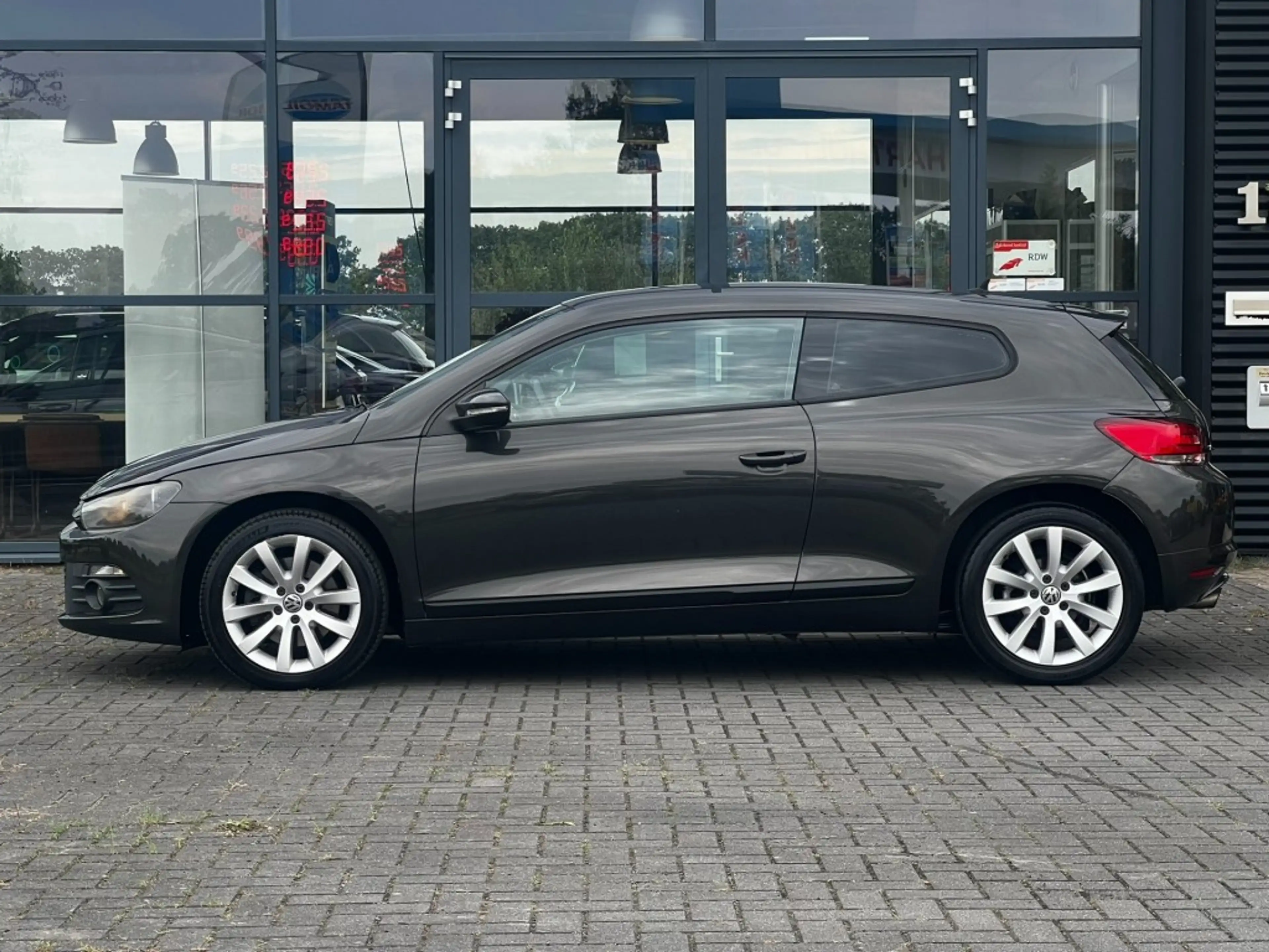 Volkswagen Scirocco 1.4 TSI — photo 4