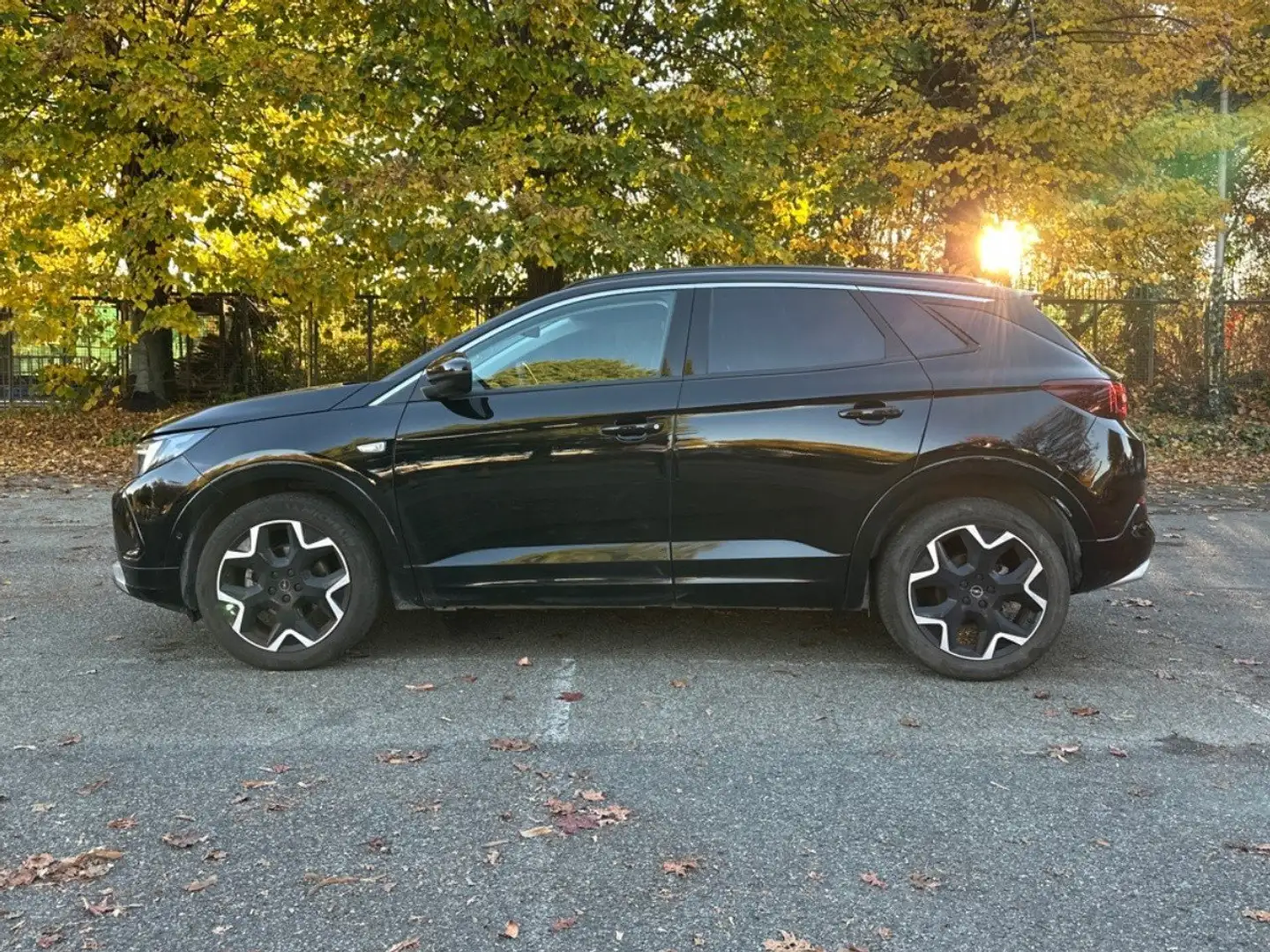 Opel Grandland 1.5 Diesel 130cv Ultimate AT8 Nero - 2