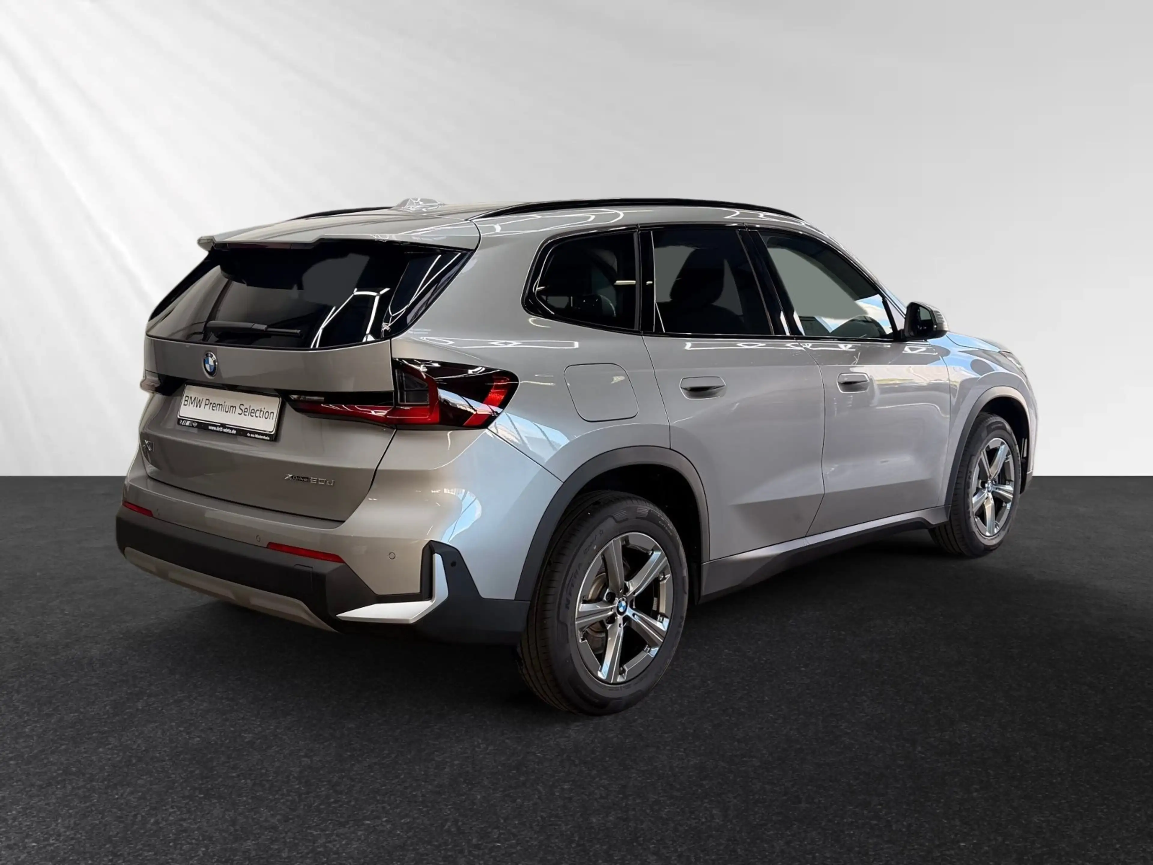 BMW X1 xDrive20d Aut.|AHK|Panorama|17"LMR — photo 3
