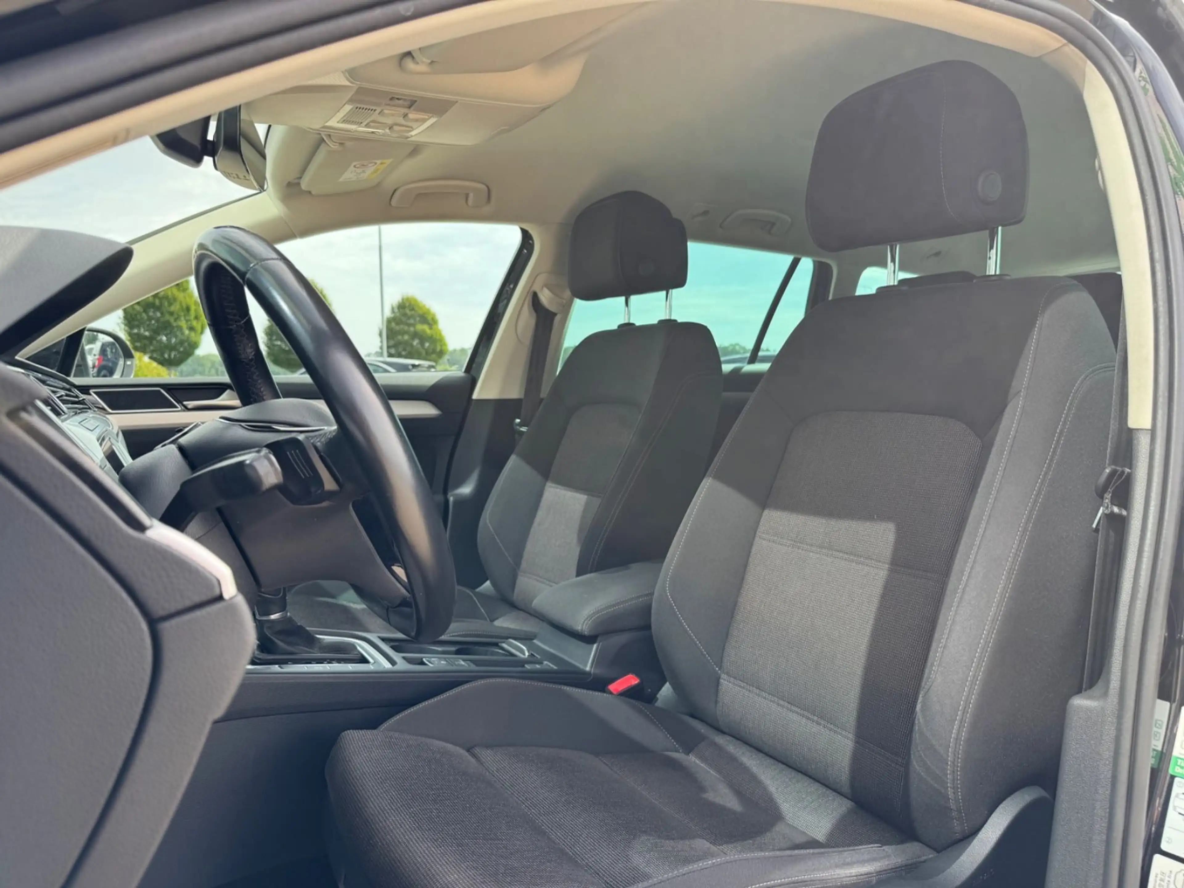 Volkswagen Passat Variant 2.0 TDI Comfortline DSG Virtual — photo 9