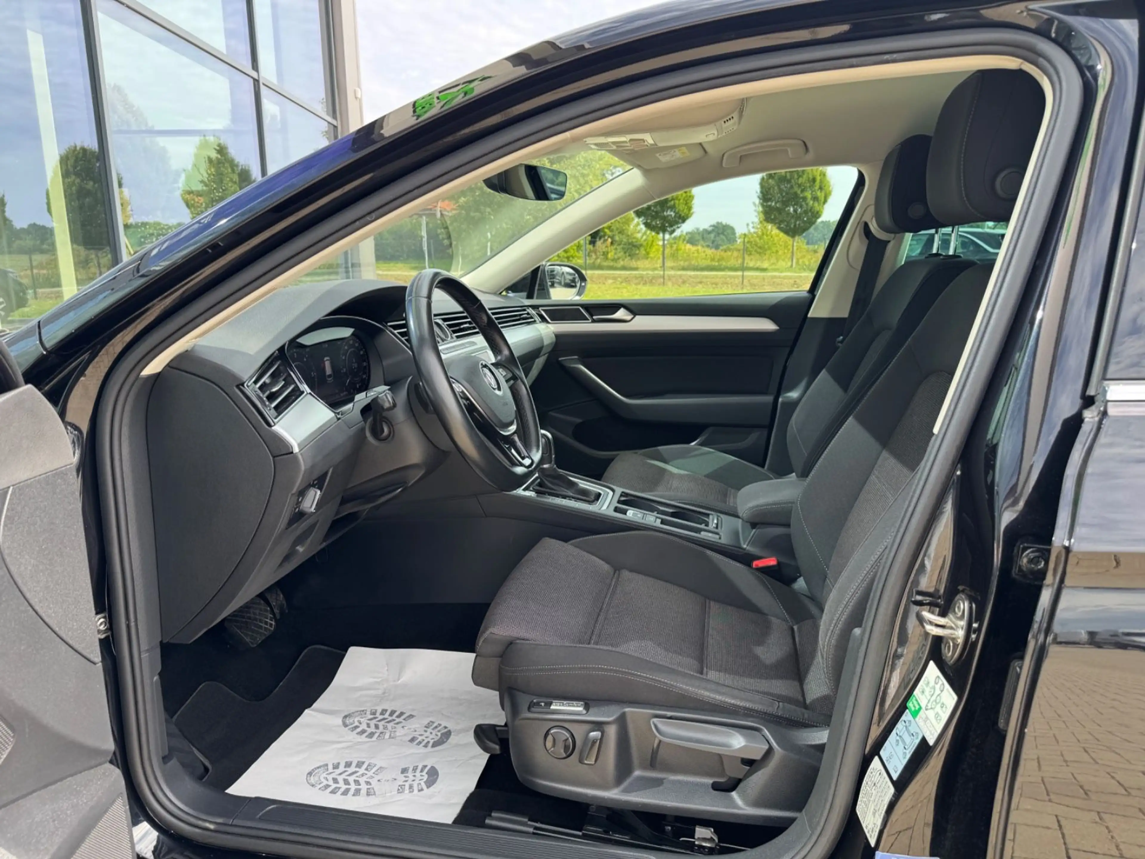 Volkswagen Passat Variant 2.0 TDI Comfortline DSG Virtual — photo 8