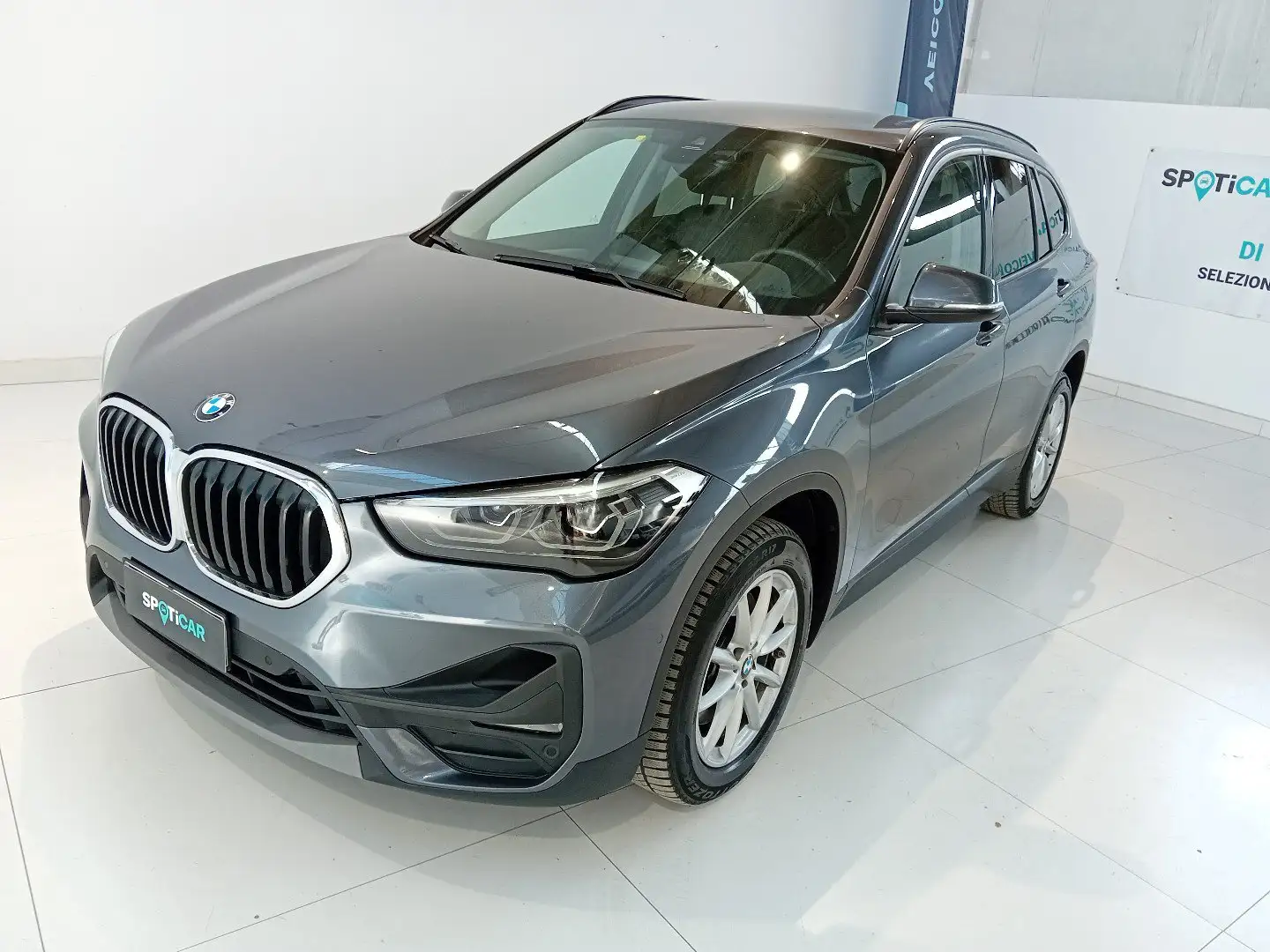 BMW X1 X1 xDrive20d Business Advantage Gri - 1