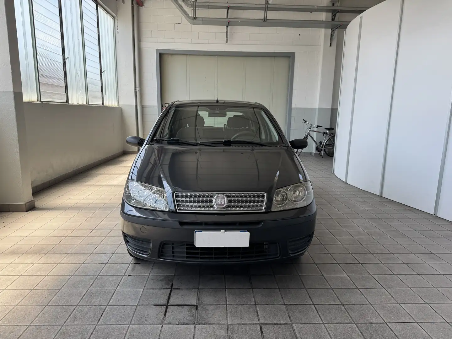 Fiat Punto 5p 1.2 Active Gpl REVISIONATO FINO AL 2032 - 1
