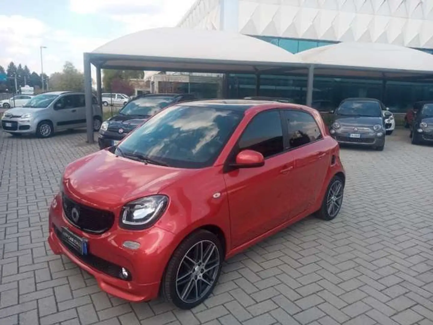 smart forFour 0.9 t Brabus 109cv twinamic Rood - 1