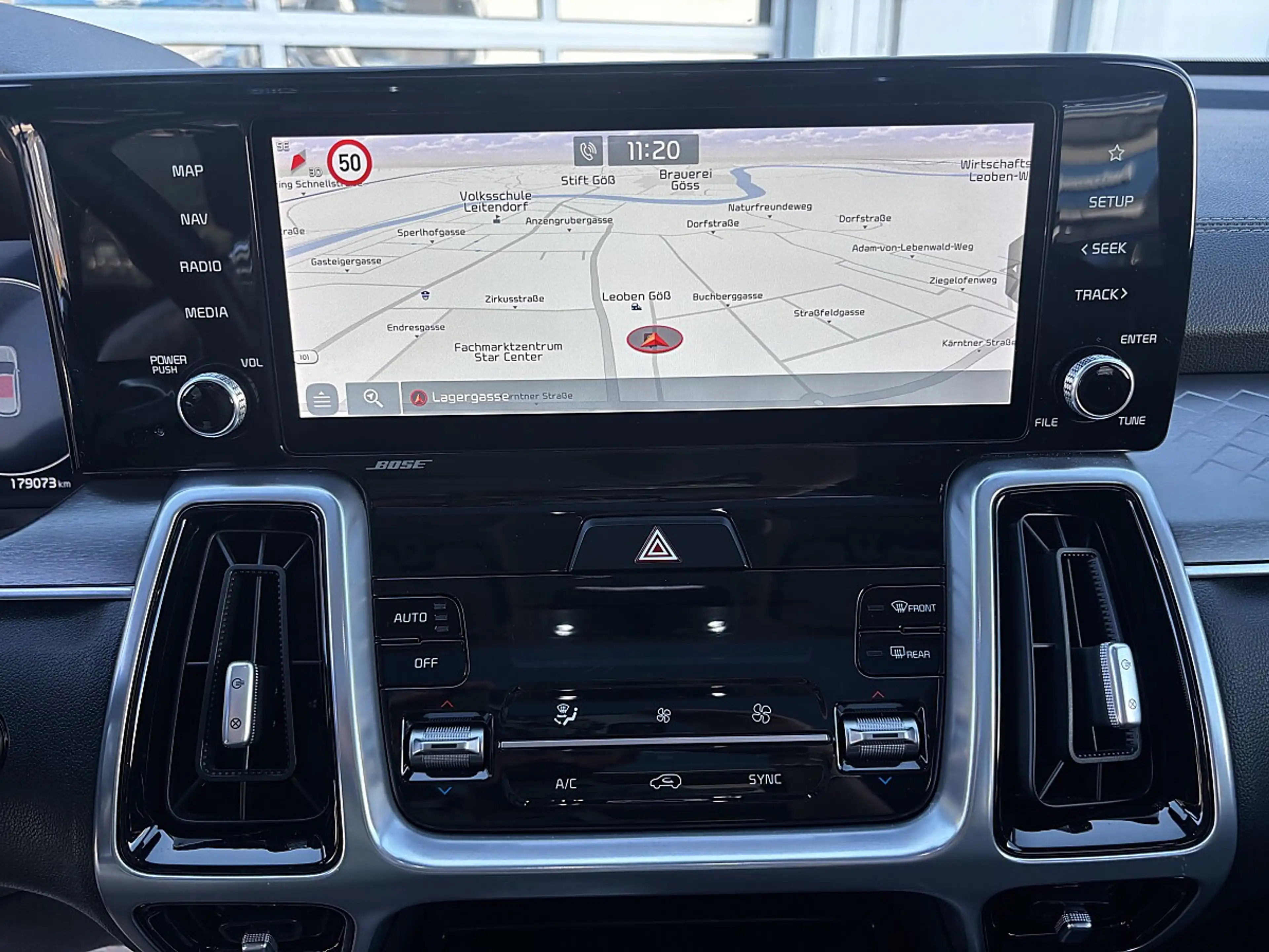 Kia Sorento 2,2 CRDi SCR AWD Platin DCT*VOLLAUSSTATTUNG* — photo 13