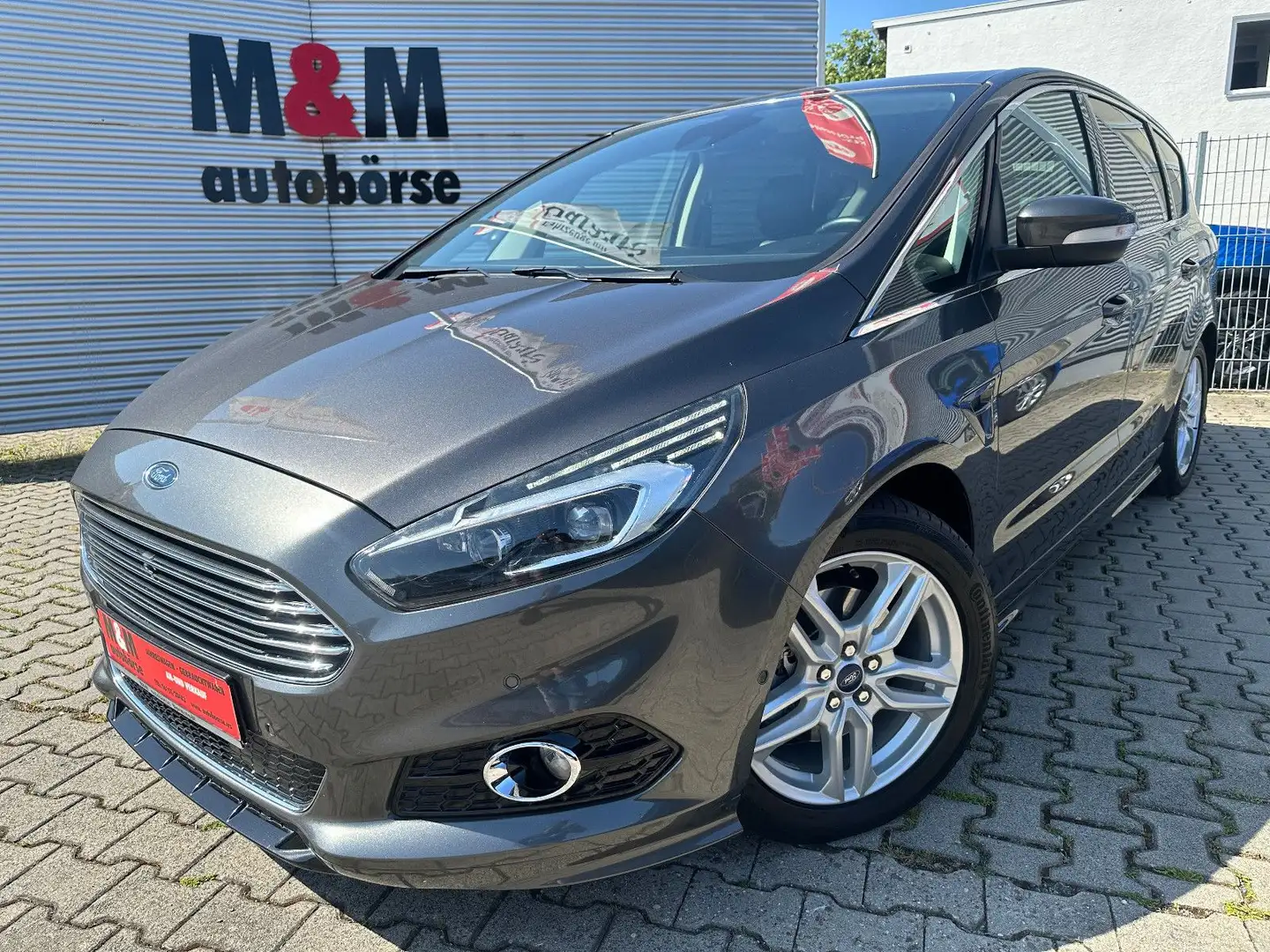Ford S-Max S-MAX Titanium Navi/LED/Standhz/Kamera/Assistenz Grau - 1