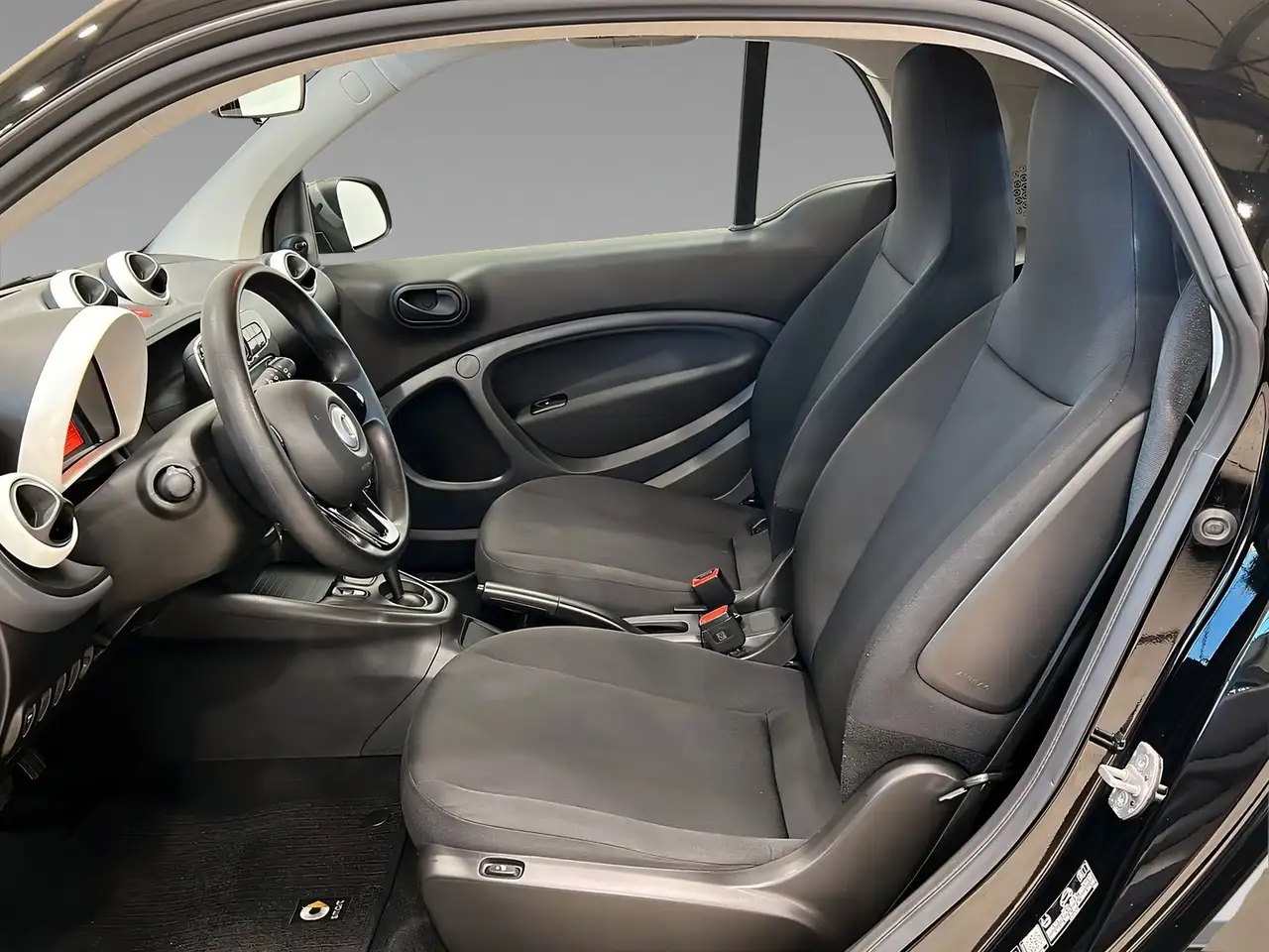 smart forTwo 2021 — фото 10