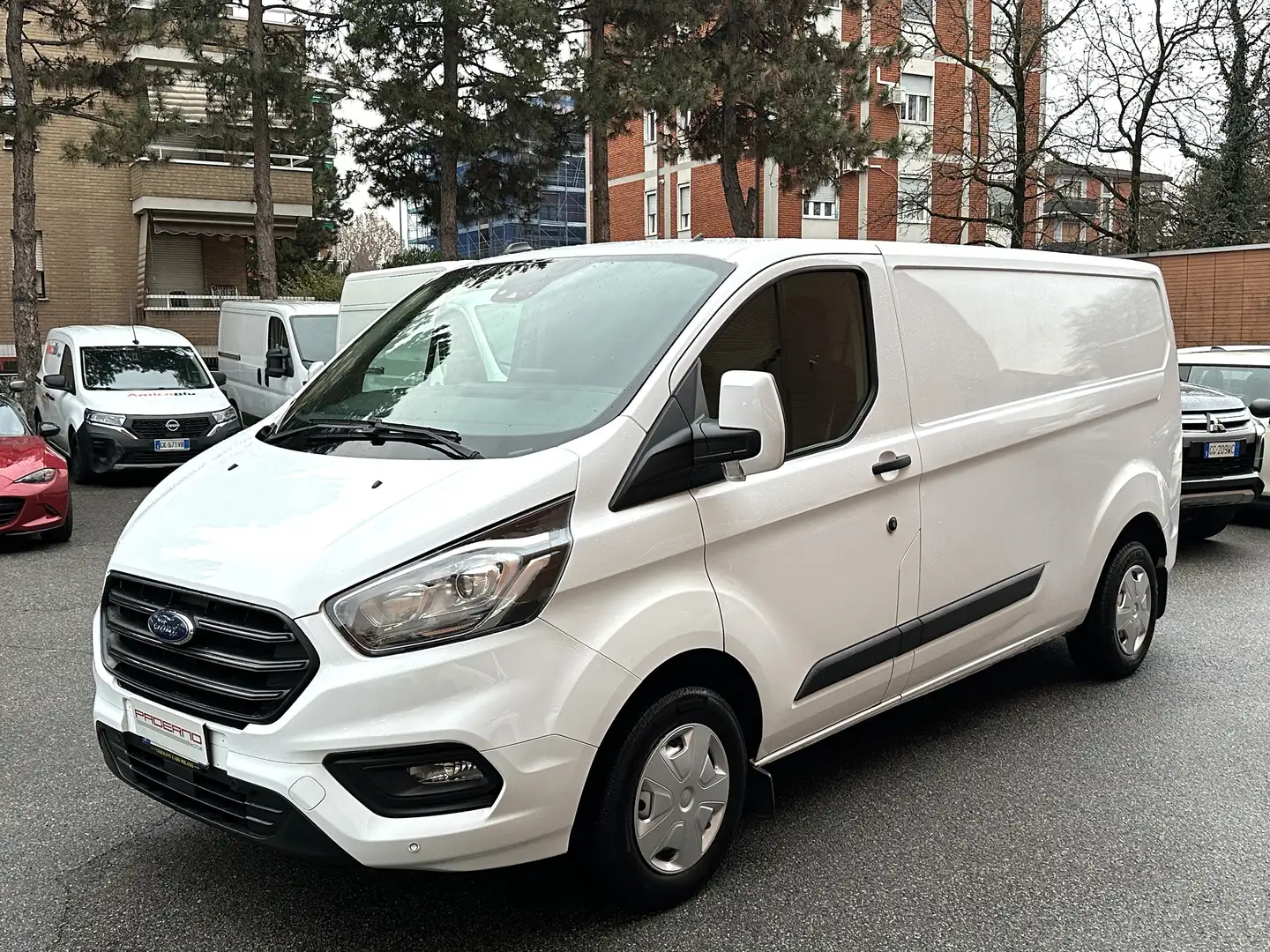 Ford Transit Custom 340 2.0 BlueHDI 130 Titaniuam L1 H1-Carplay-Camera Bianco - 1